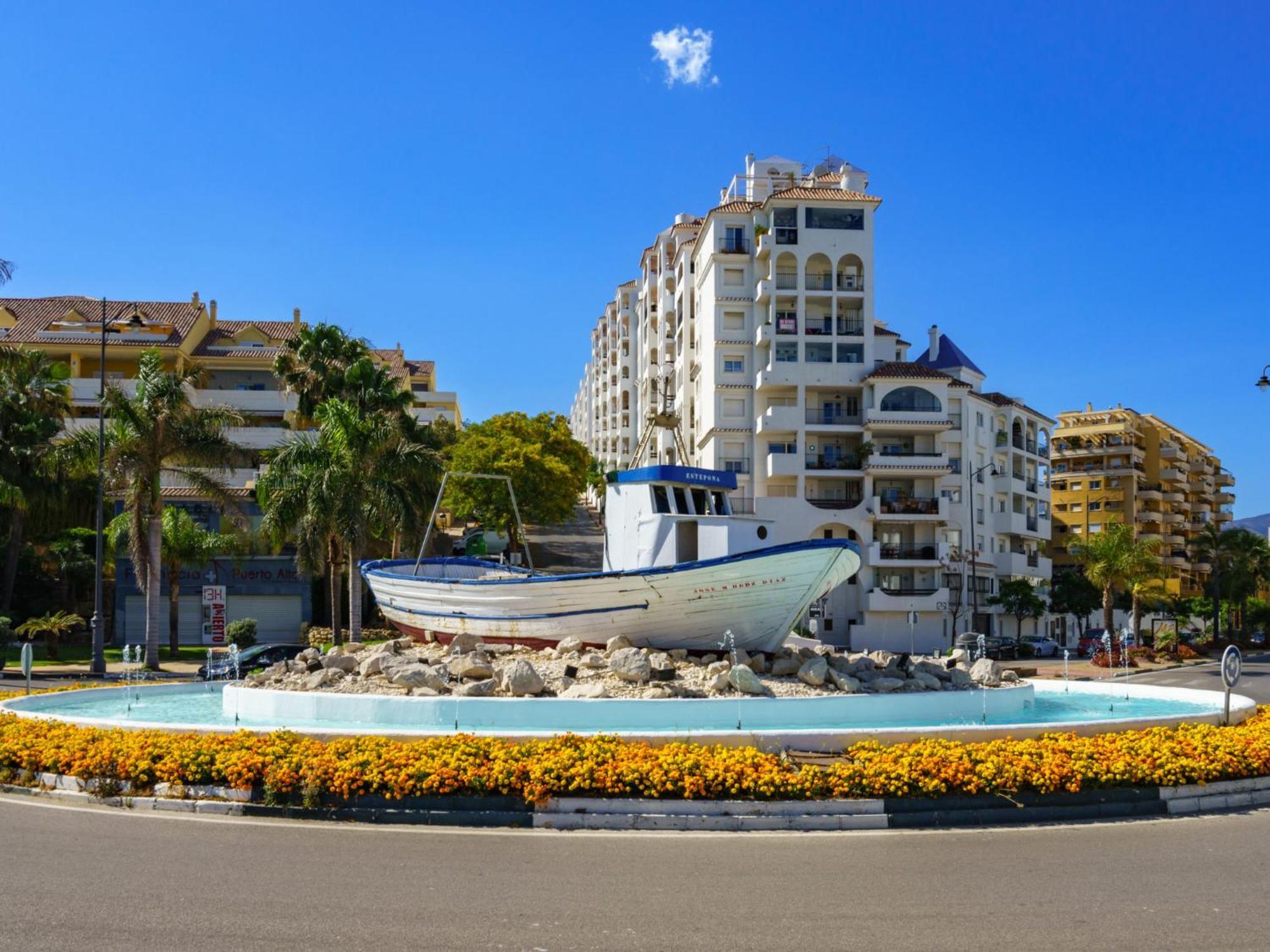 אסטפונה Apartment Plaza De Las Flores By Interhome מראה חיצוני תמונה