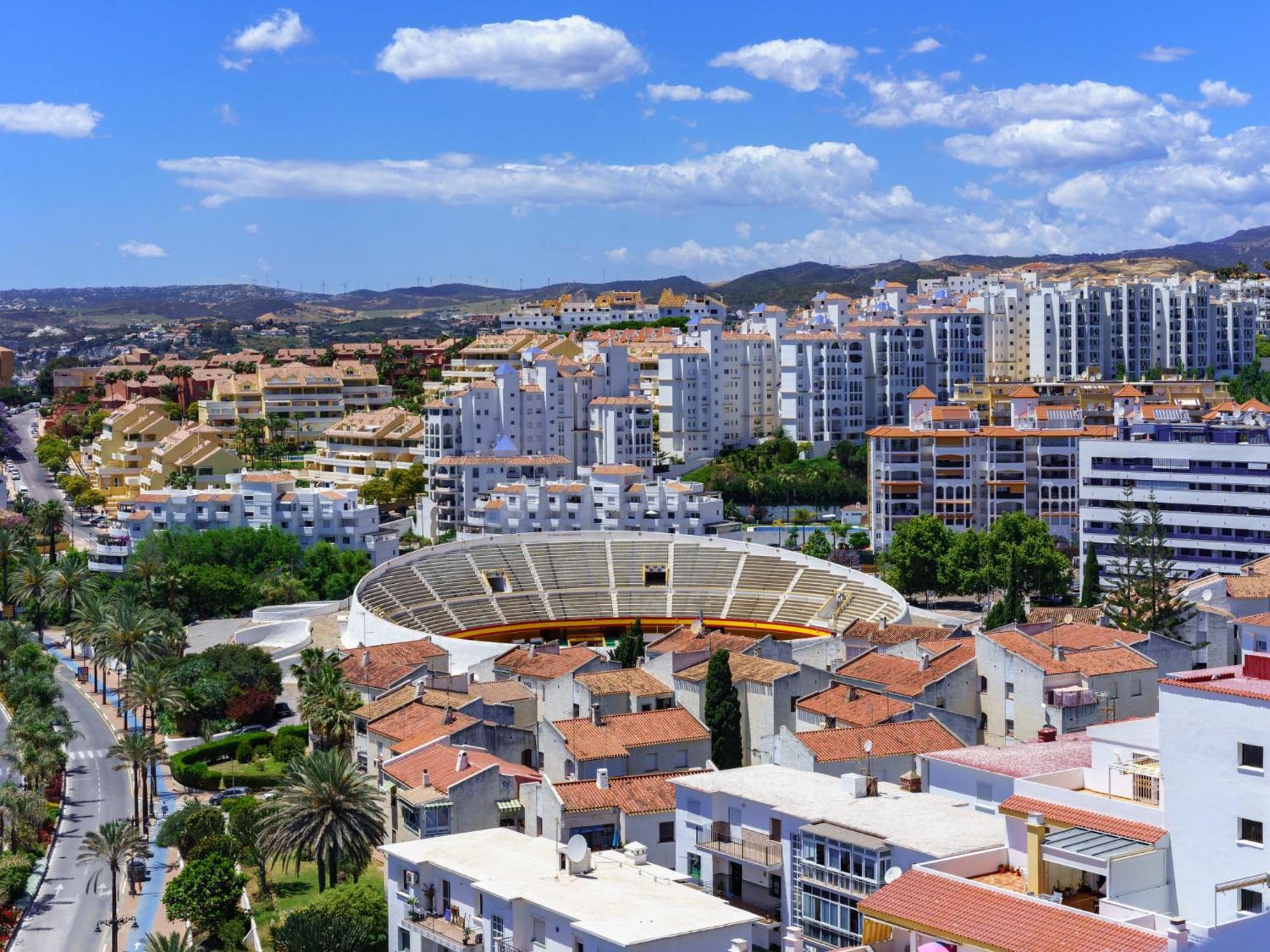 אסטפונה Apartment Plaza De Las Flores By Interhome מראה חיצוני תמונה